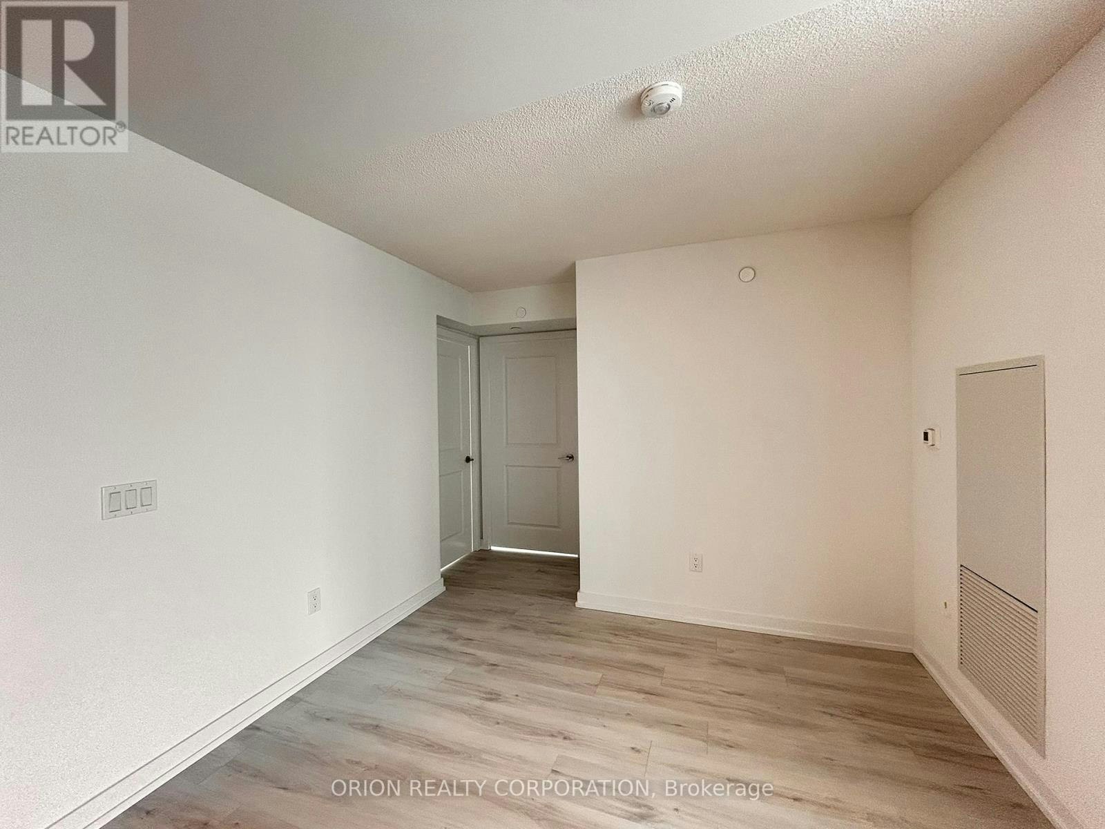1004-1435 Celebration Drive, Pickering, ON, L1W 0C4 - 12
