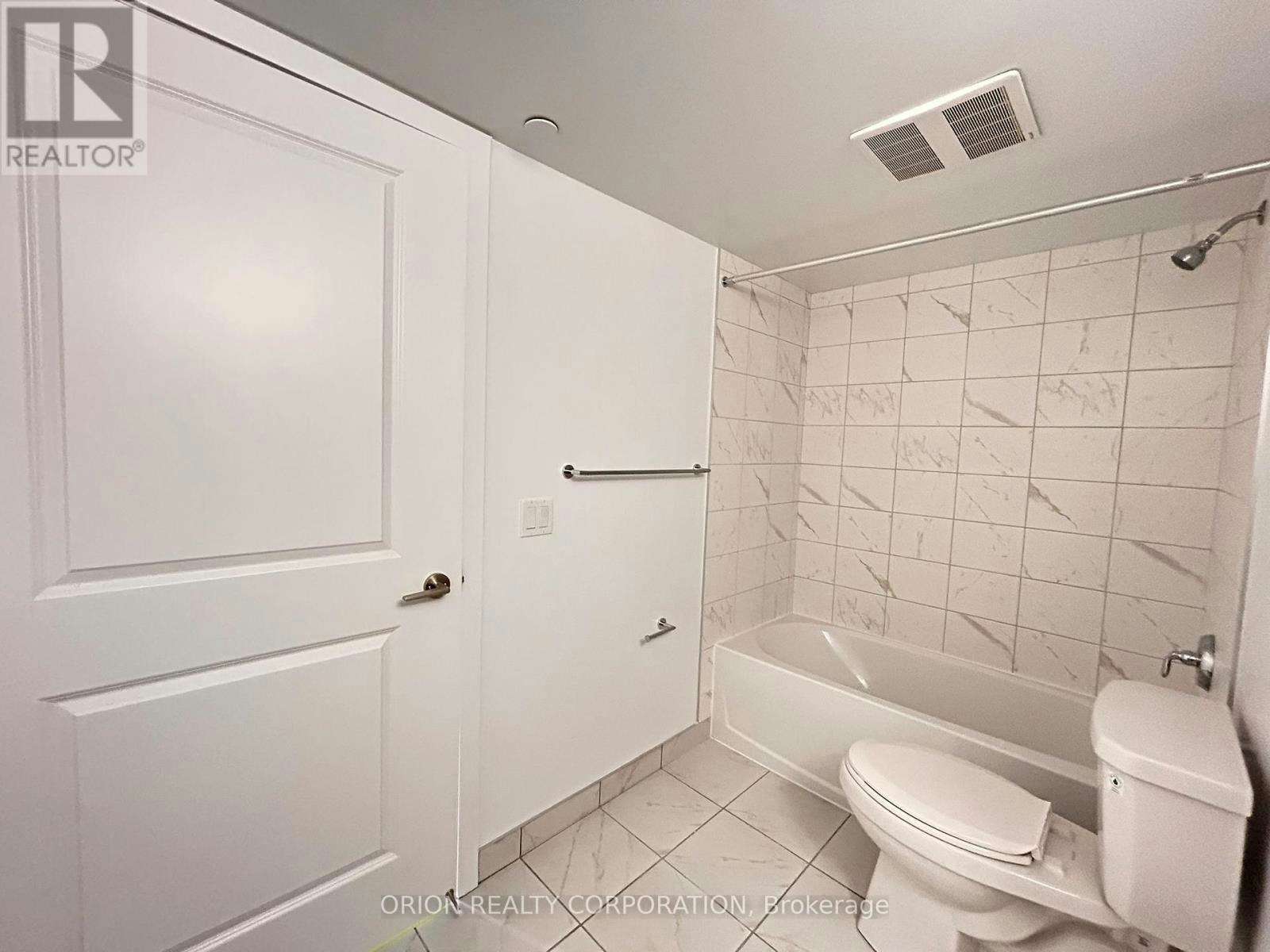 1004-1435 Celebration Drive, Pickering, ON, L1W 0C4 - 10