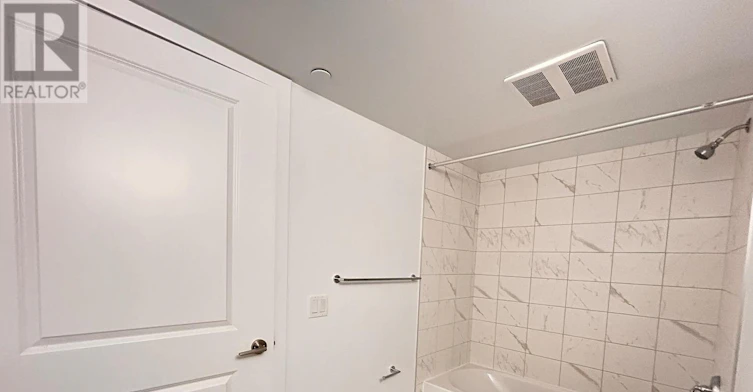 1004-1435 Celebration Drive, Pickering, ON, L1W 0C4 - 10