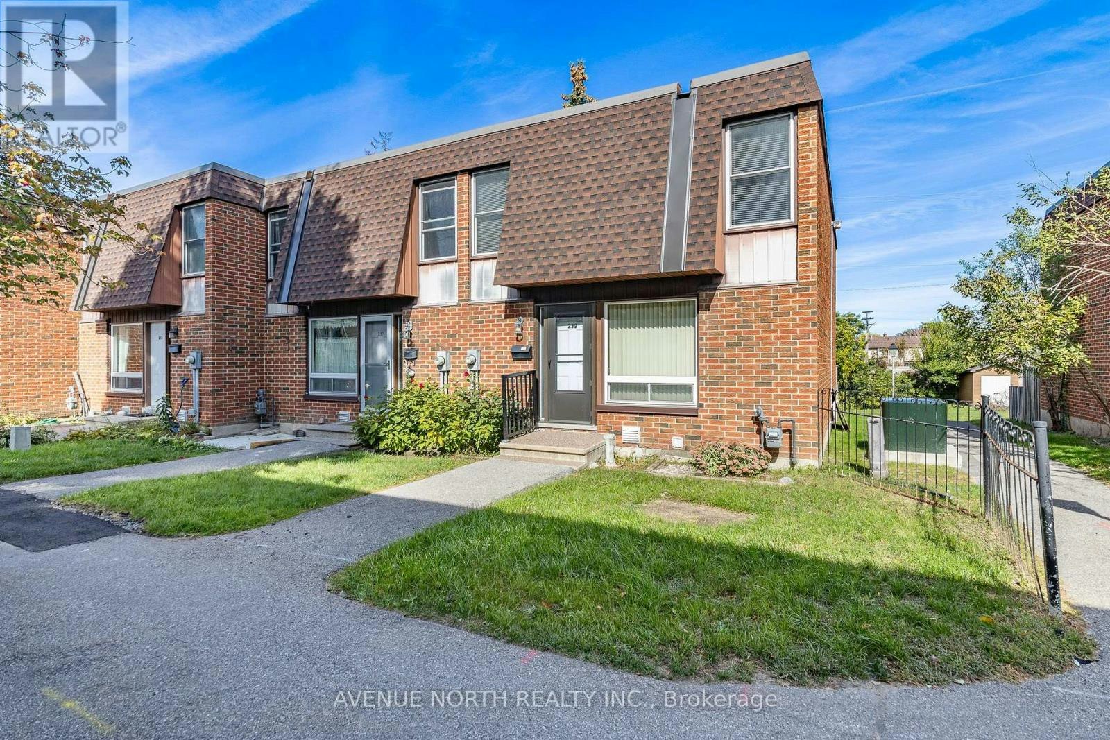 239-2270 Cotters Crescent, Ottawa, ON, K1V 8Y6