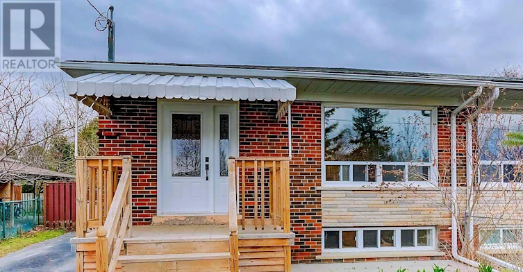 382 Blue Grass Boulevard, Richmond Hill, ON, L4C 3H4