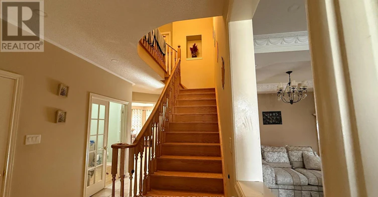 12 Oakhaven Road, Brampton, ON, L6P 2Y3 - 8