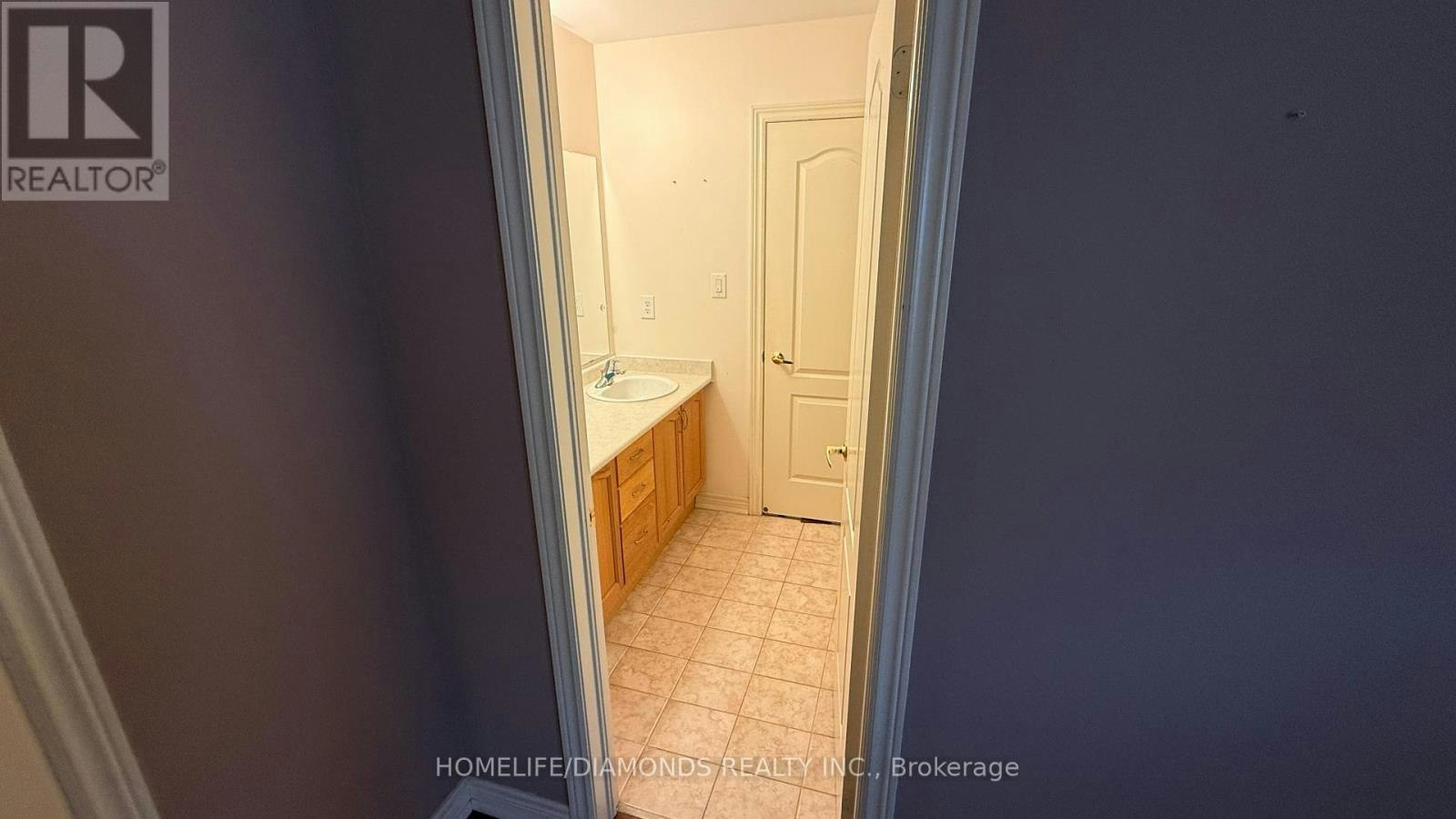 12 Oakhaven Road, Brampton, ON, L6P 2Y3 - 12
