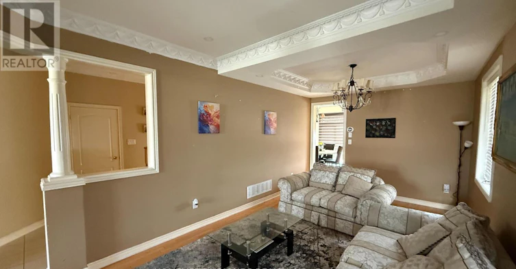 12 Oakhaven Road, Brampton, ON, L6P 2Y3 - 5