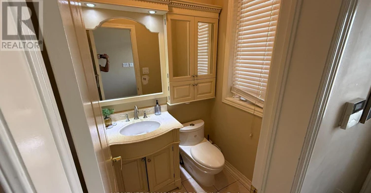 12 Oakhaven Road, Brampton, ON, L6P 2Y3 - 7