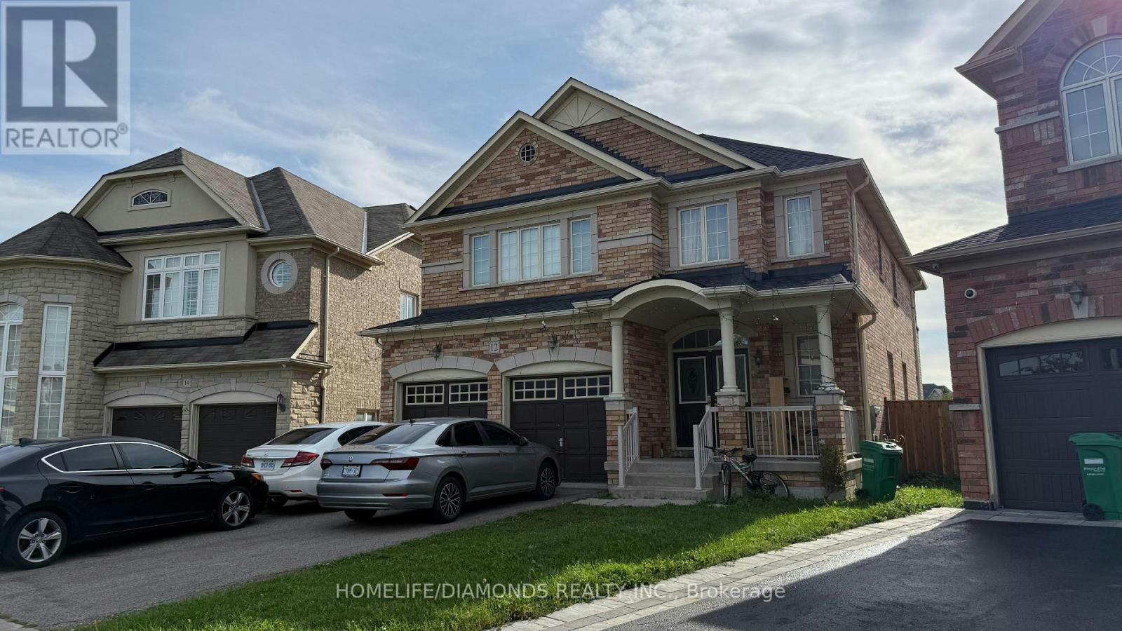 12 Oakhaven Road, Brampton, ON, L6P 2Y3 - 3