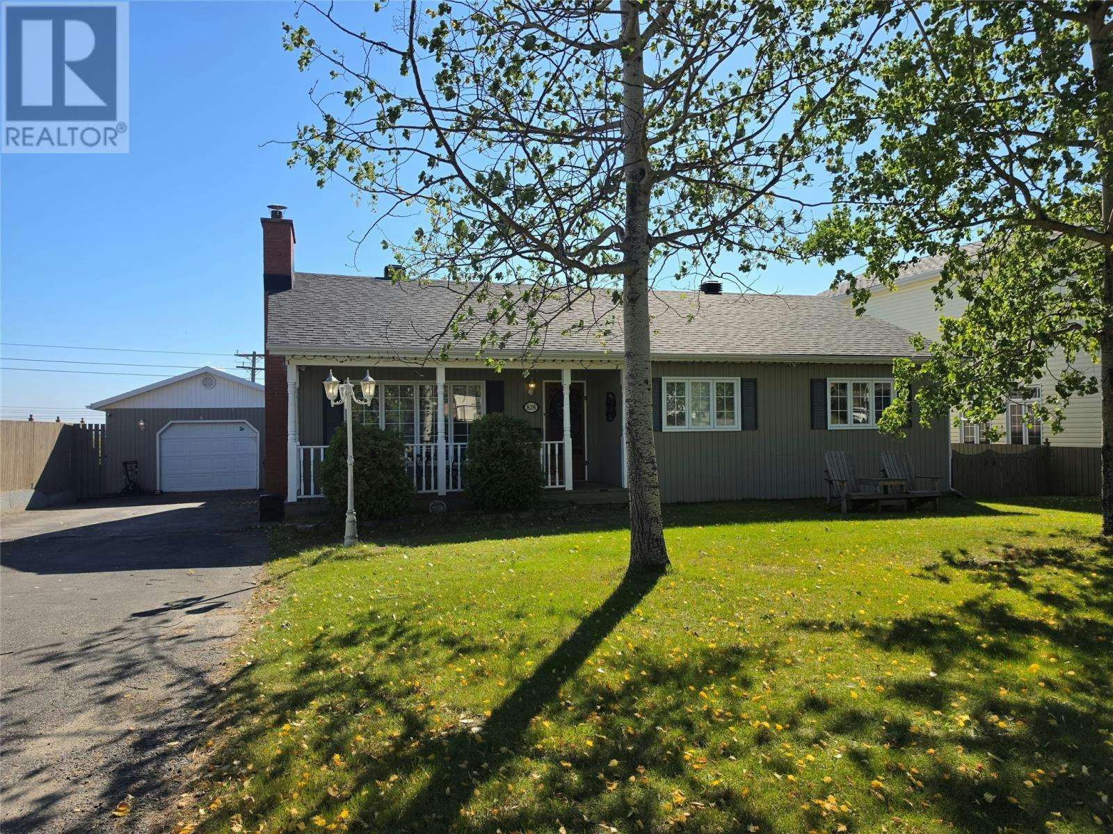 826 Retty Street, Labrador City, NL, A2V 1V5