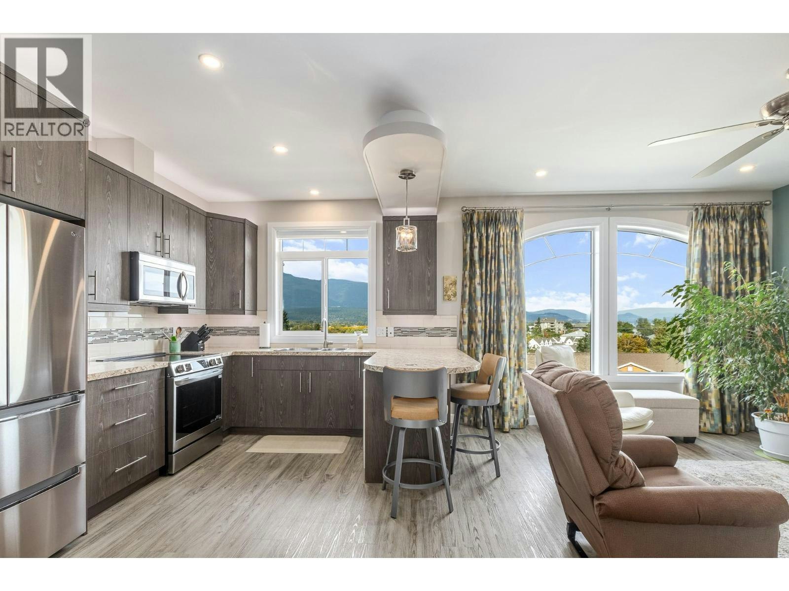 27-1070 SE 1 Street, Salmon Arm, BC, V1E 0B6