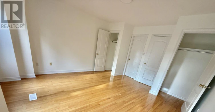 32D Oxford Street, Toronto, ON, M5T 1N9 - 13