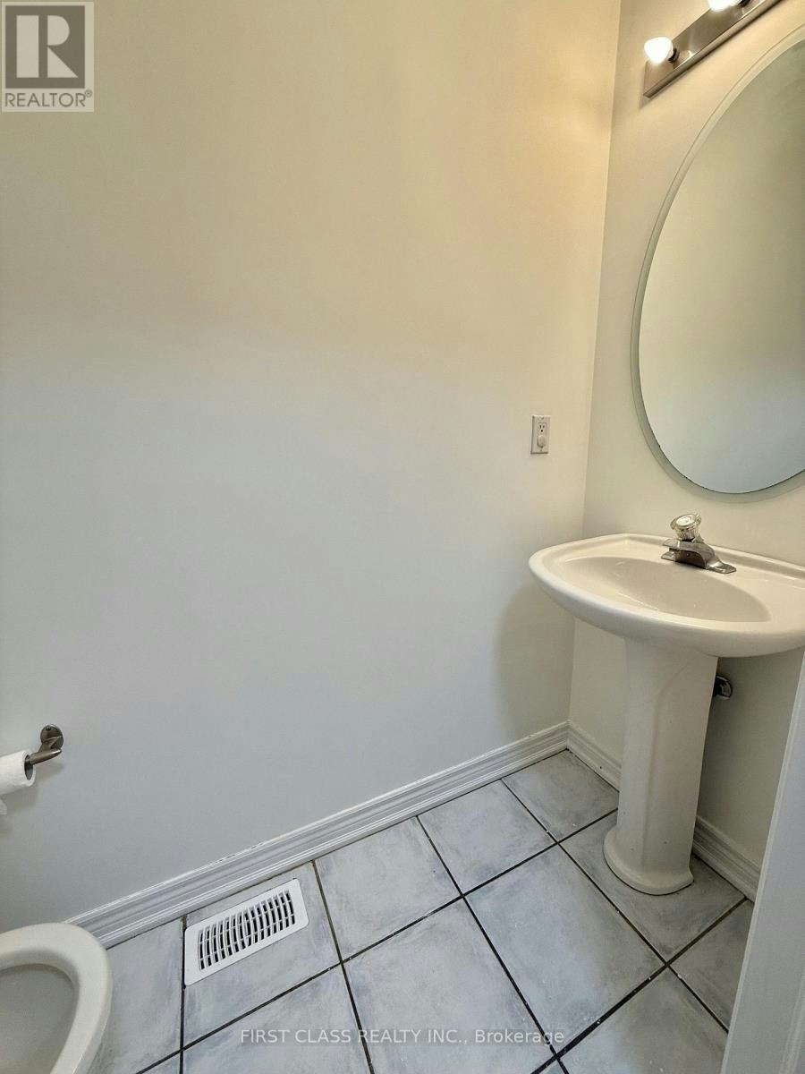 32D Oxford Street, Toronto, ON, M5T 1N9 - 7