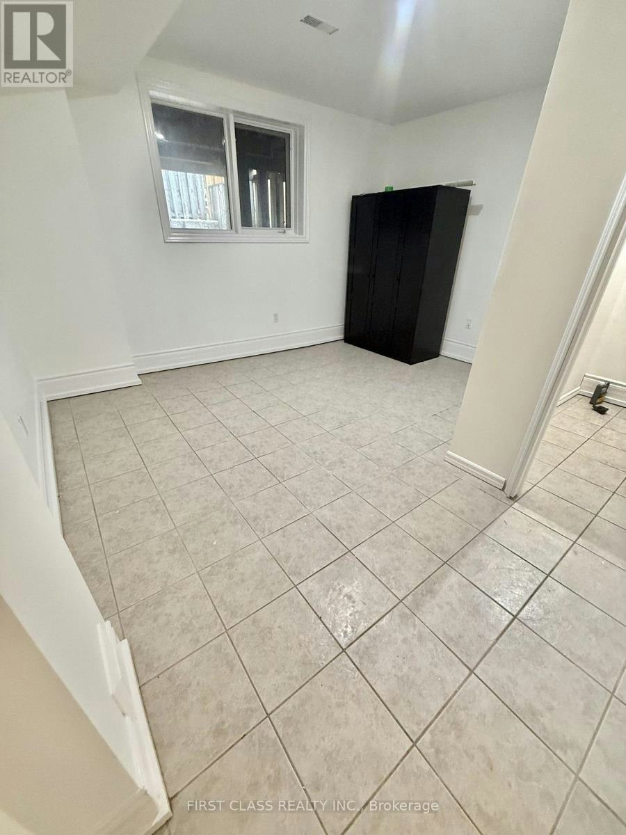 32D Oxford Street, Toronto, ON, M5T 1N9 - 25