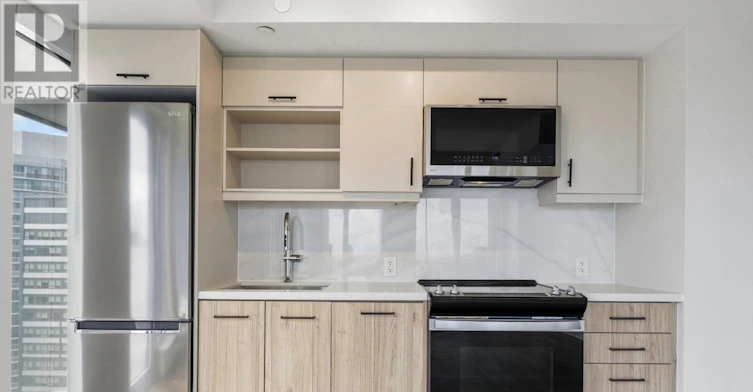 1910-203 Jarvis Street, Toronto, ON, M5B 0E7 - 4