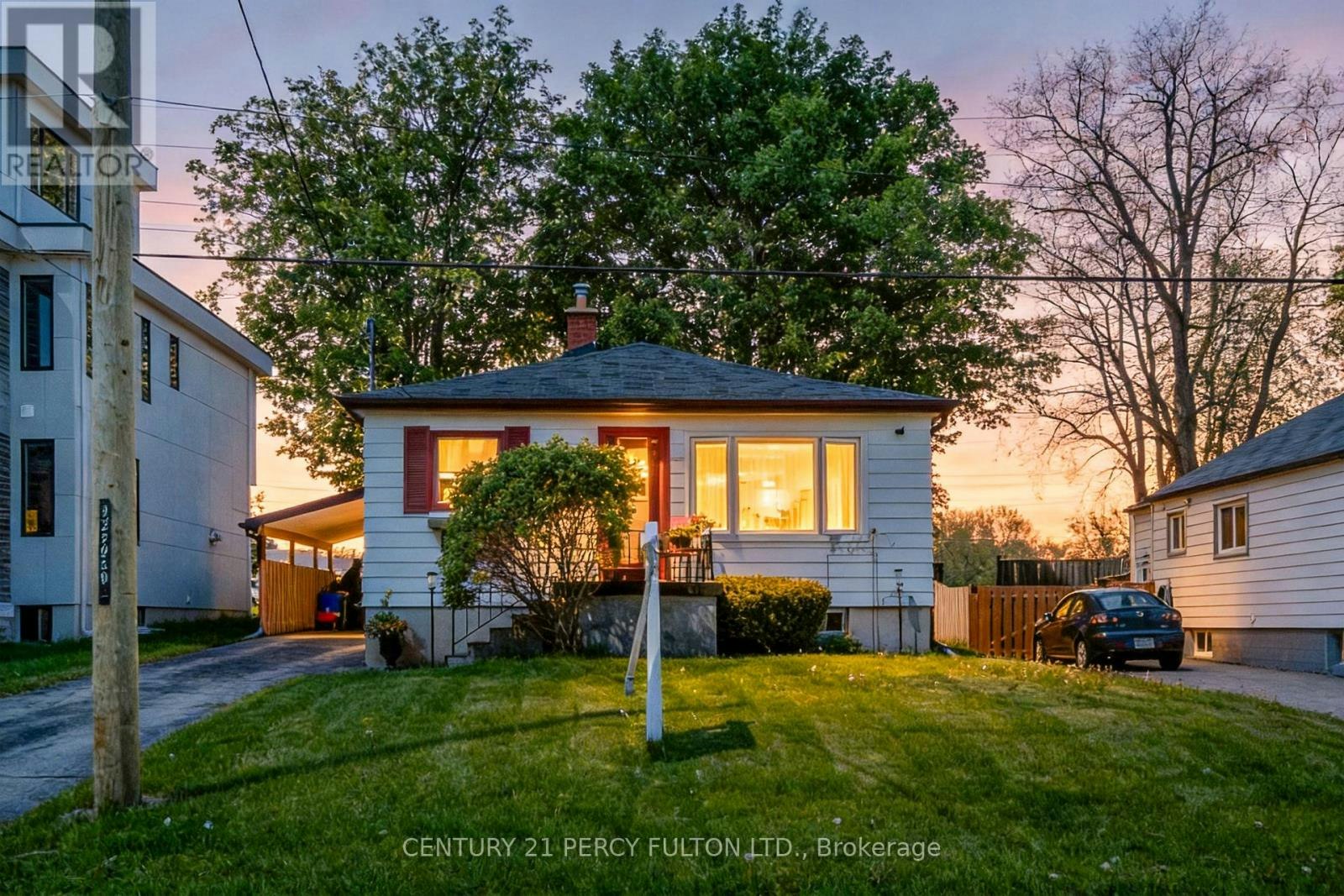 1986 Guild Road, Pickering, ON, L1V 1Y1