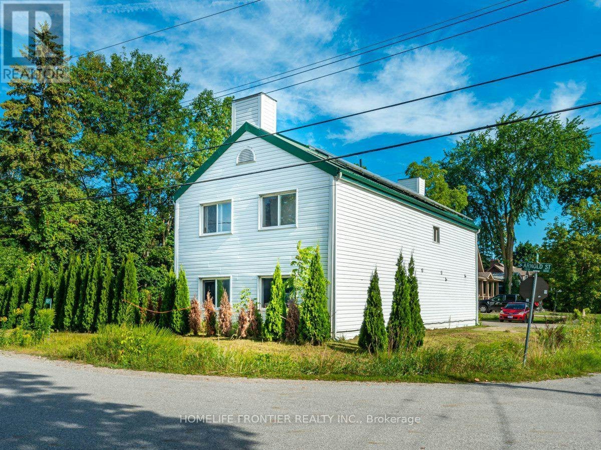 4-1015 Arnold Street, Innisfil, ON, L0L 1C0