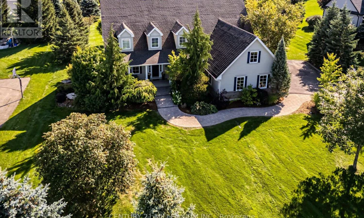 4 Island Lake Road