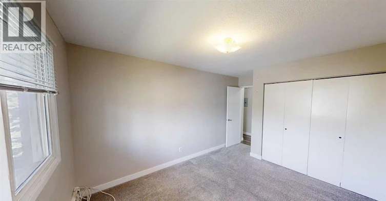 10105 107 Avenue, Grande Prairie, AB, T8V 1M1 - 6