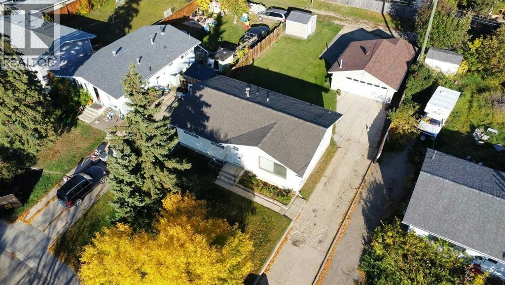 11211 96a Street, Grande Prairie, AB, T8V 2B1