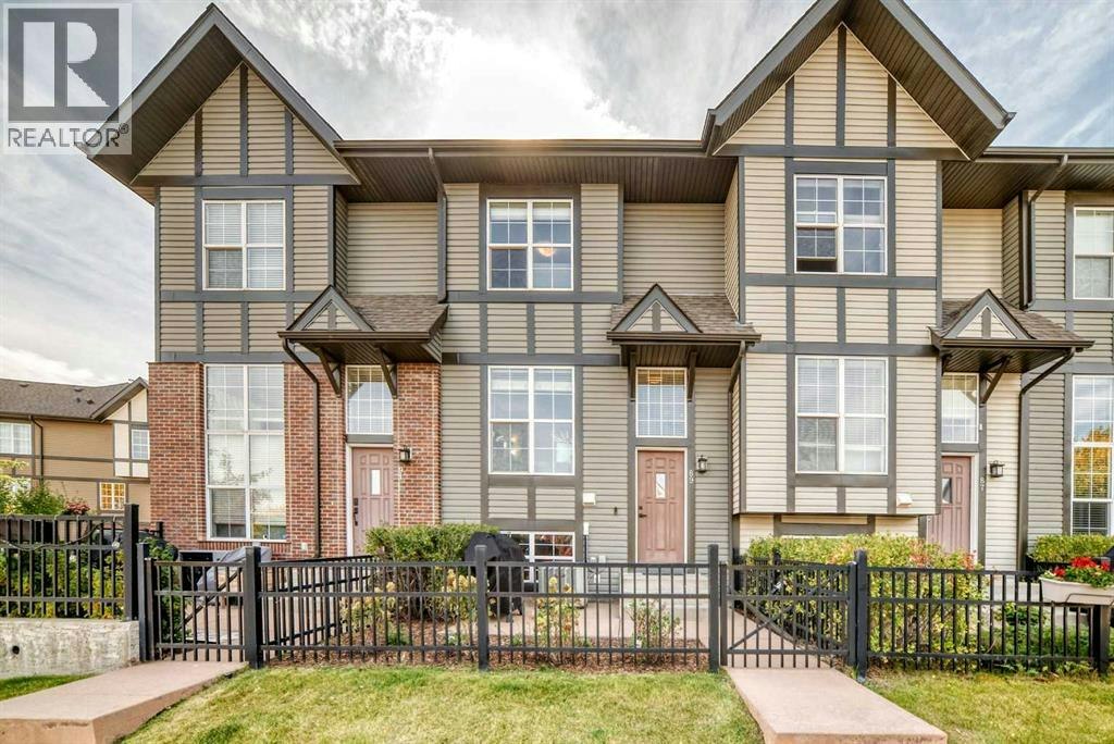 89 New Brighton Common SE, Calgary, AB, T2Z 0T5