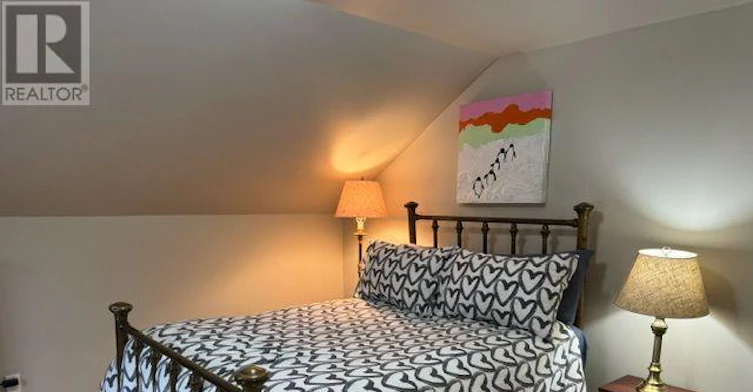 46 Queen Street, Smith-Ennismore-Lakefield, ON, K0L 2H0 - 16
