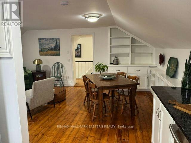 46 Queen Street, Smith-Ennismore-Lakefield, ON, K0L 2H0 - 11