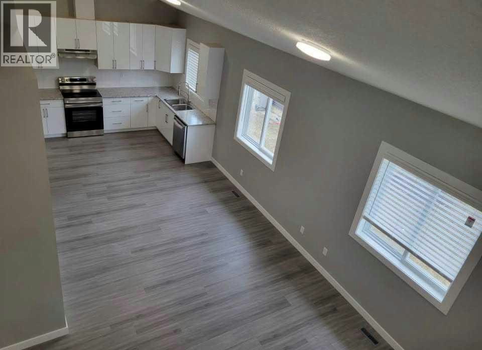 C-9408 103 Avenue, Grande Prairie, AB, T8V 1B5 - 2