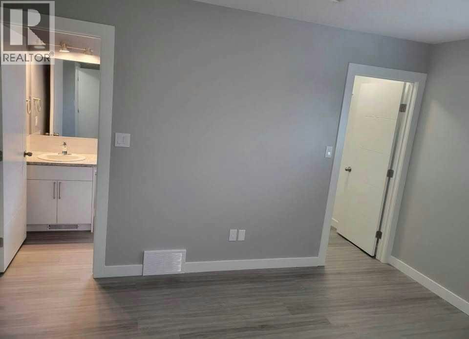 C-9408 103 Avenue, Grande Prairie, AB, T8V 1B5 - 4