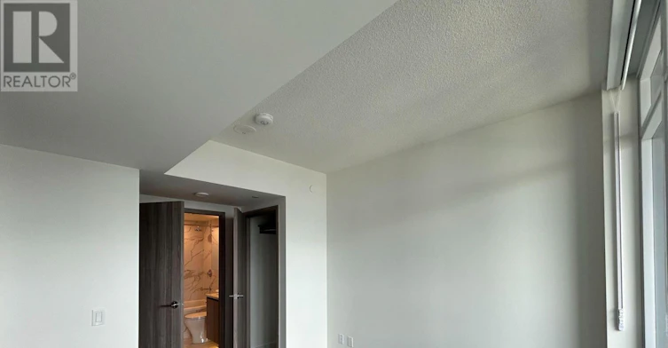 5212-1 Concord Cityplace Way, Toronto, ON, M5V 0X3 - 8