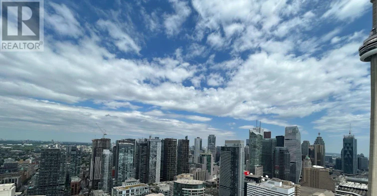 5212-1 Concord Cityplace Way, Toronto, ON, M5V 0X3 - 10