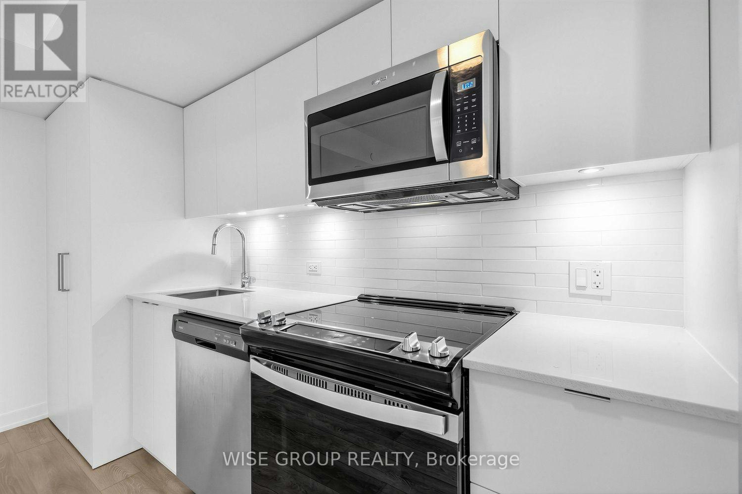1502-18 Tretti Way, Toronto, ON, M3H 0E4 - 6
