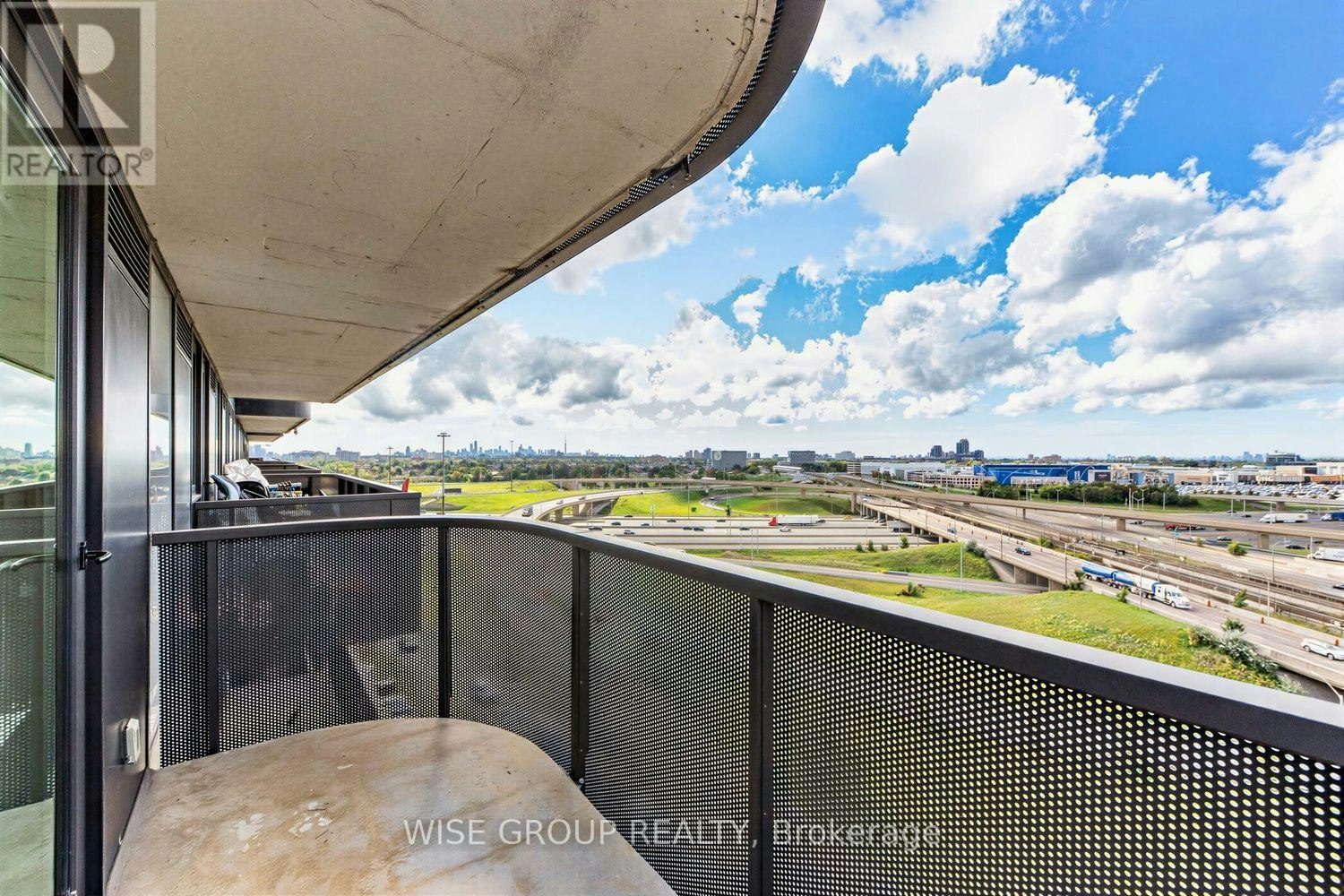 1209-18 Tretti Way, Toronto, ON, M3H 0E4 - 18