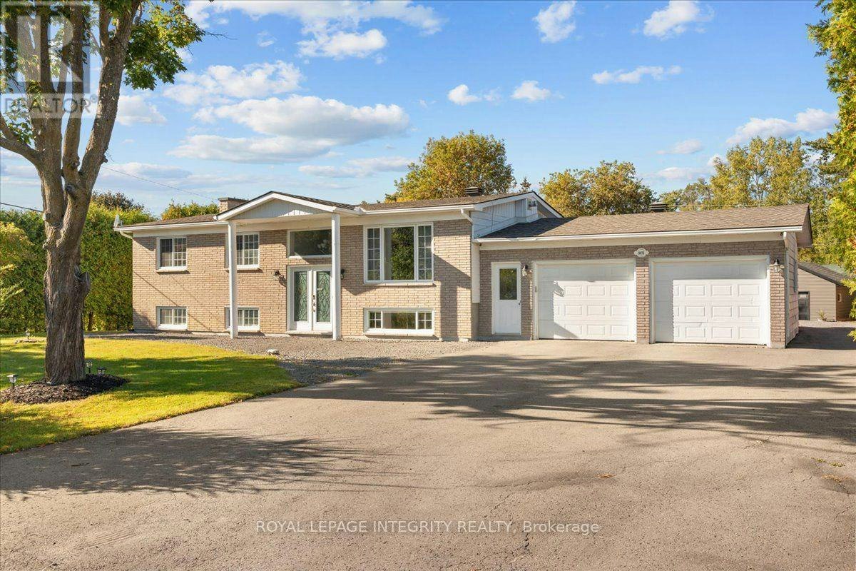 3073 Old Montreal Road, Cumberland, ON, K4C 1A9