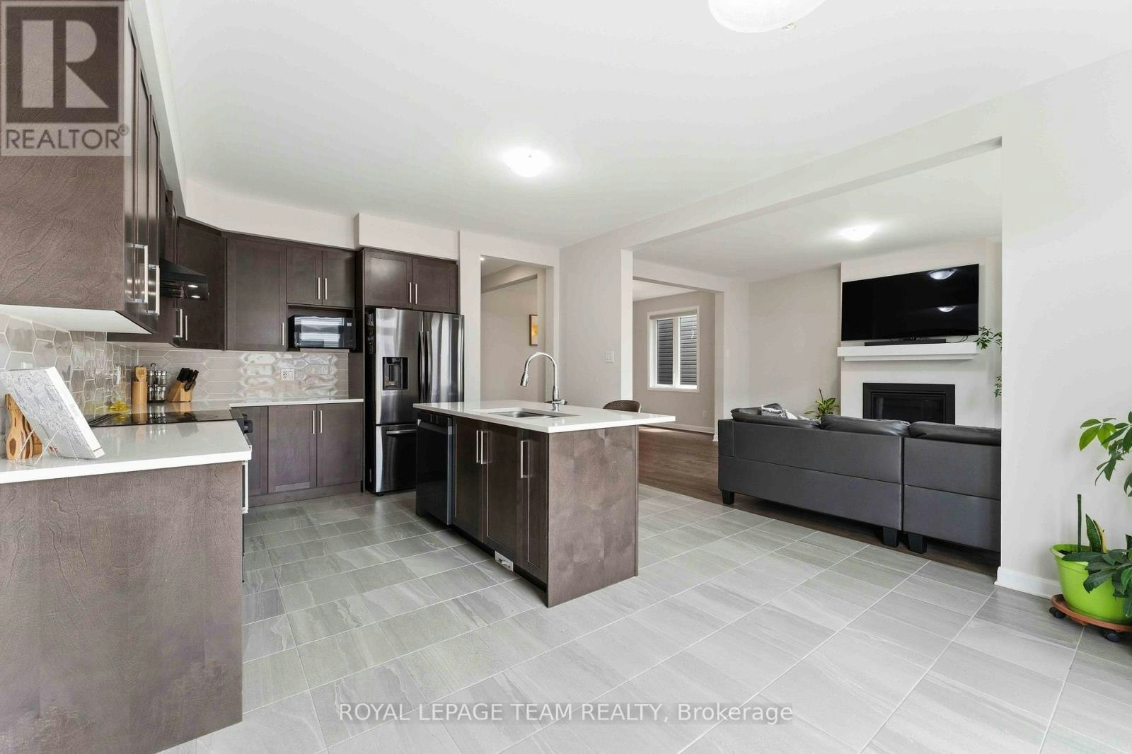 332 Elsie Macgill Walk, Ottawa, ON, K2W 0K7 - 16