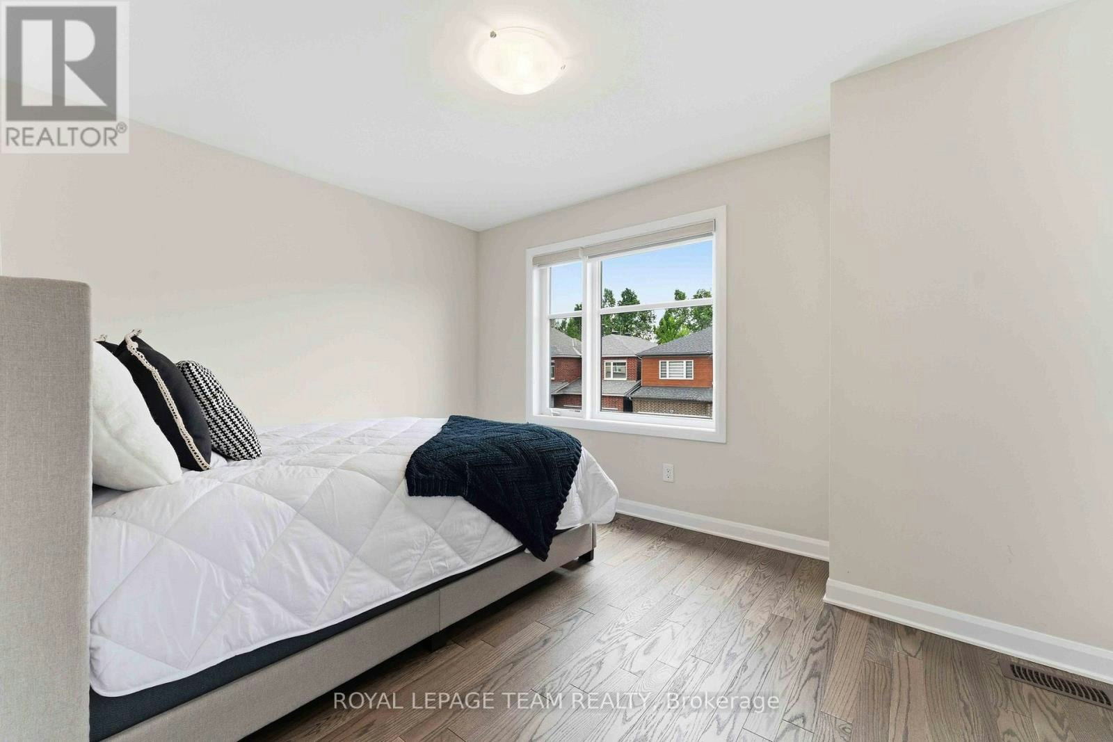 332 Elsie Macgill Walk, Ottawa, ON, K2W 0K7 - 32