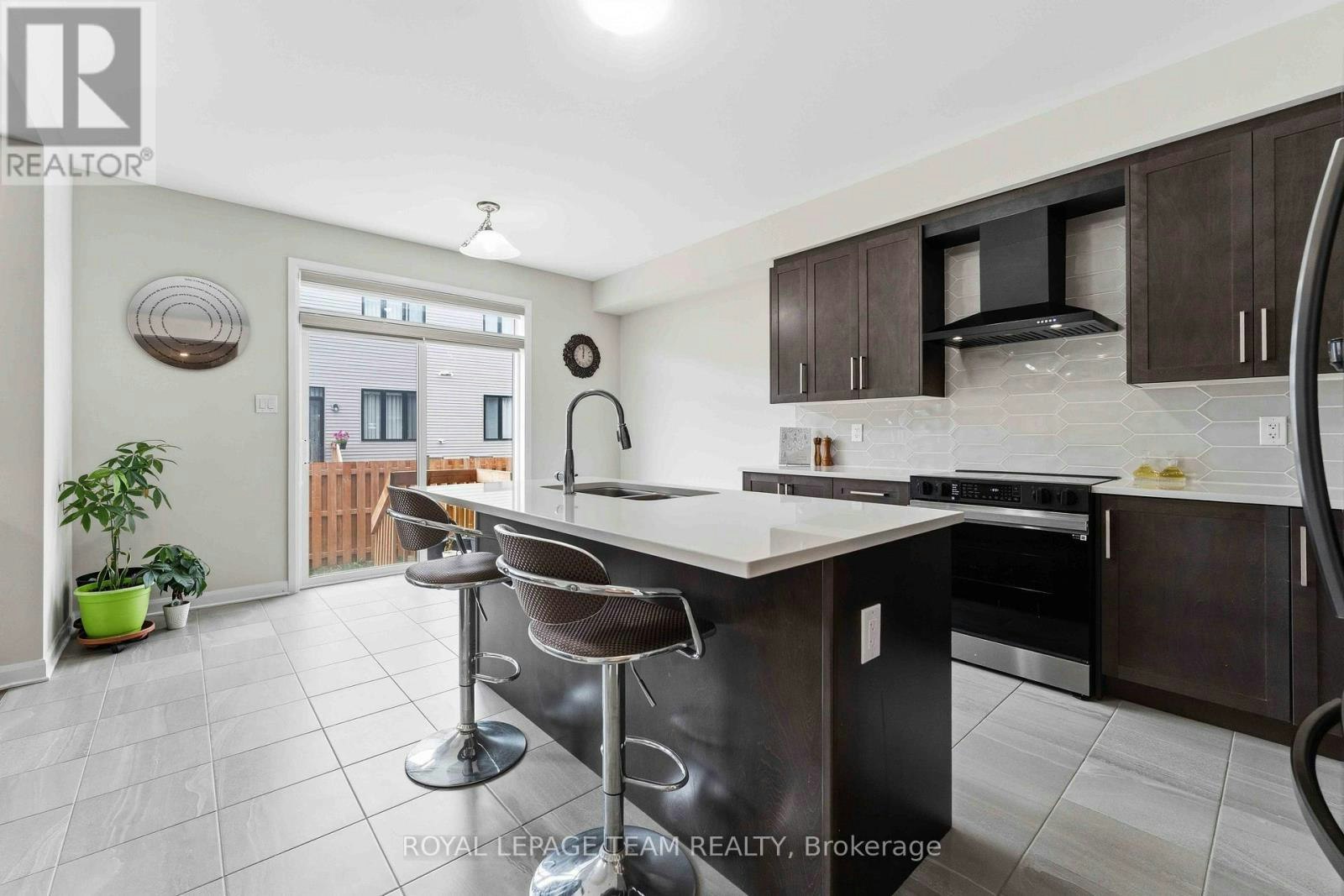 332 Elsie Macgill Walk, Ottawa, ON, K2W 0K7 - 13
