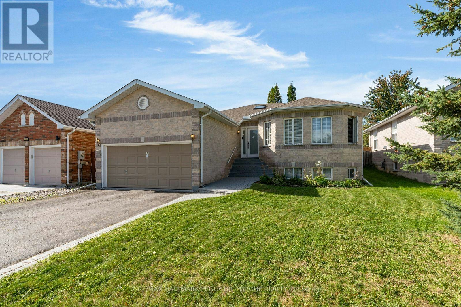 184 Golden Meadow Road, Barrie, ON, L4N 9R6