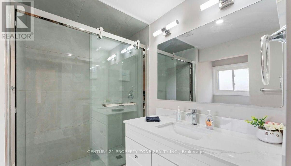 4 Borden Hill Court, Brampton, ON, L6S 3K7 - 11