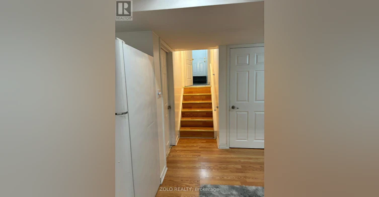 3242 Scotch Pine Gate, Mississauga, ON, L5N 7N1