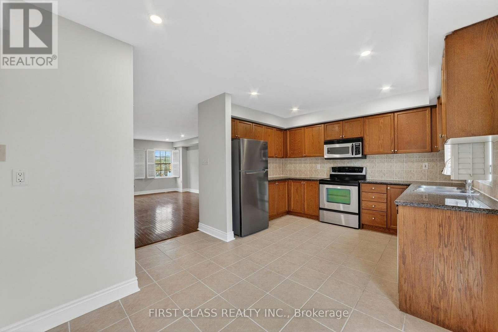 TH10-3076 Lake Shore Boulevard W, Toronto, ON, M8V 1K3 - 16