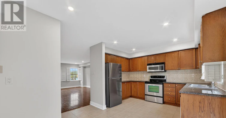 TH10-3076 Lake Shore Boulevard W, Toronto, ON, M8V 1K3 - 16