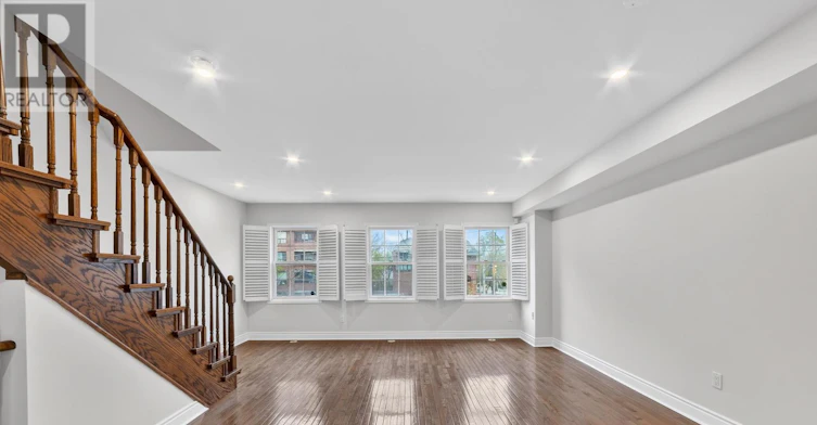 TH10-3076 Lake Shore Boulevard W, Toronto, ON, M8V 1K3 - 13