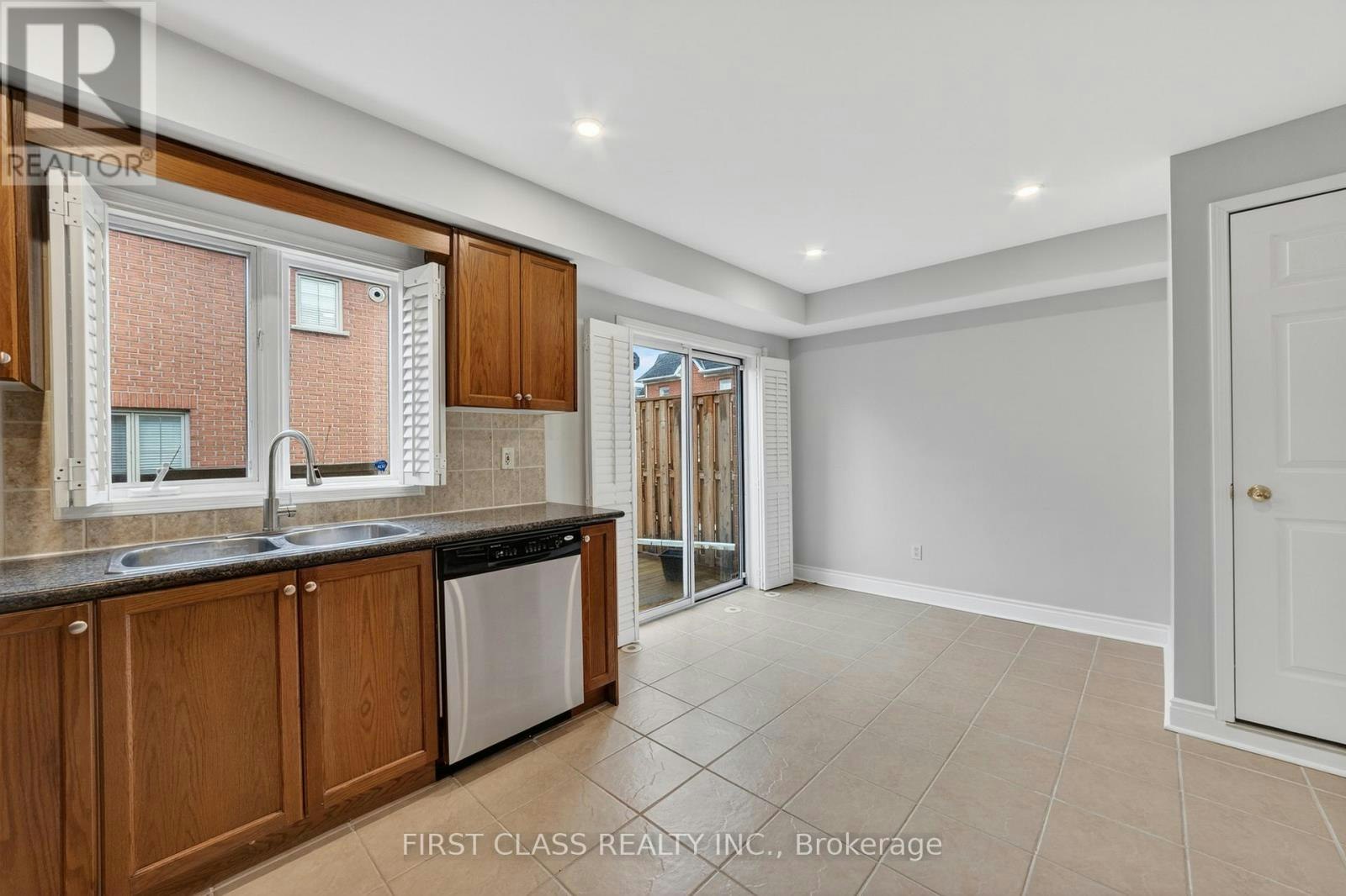TH10-3076 Lake Shore Boulevard W, Toronto, ON, M8V 1K3 - 18