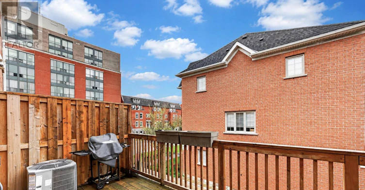 TH10-3076 Lake Shore Boulevard W, Toronto, ON, M8V 1K3 - 32