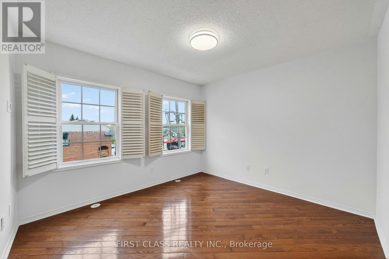 TH10-3076 Lake Shore Boulevard W, Toronto, ON, M8V 1K3 - 26