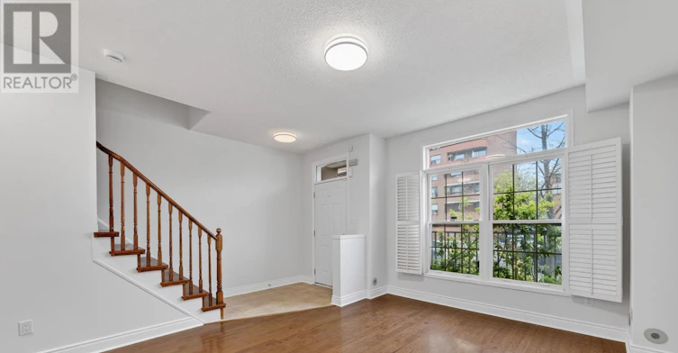 TH10-3076 Lake Shore Boulevard W, Toronto, ON, M8V 1K3 - 5