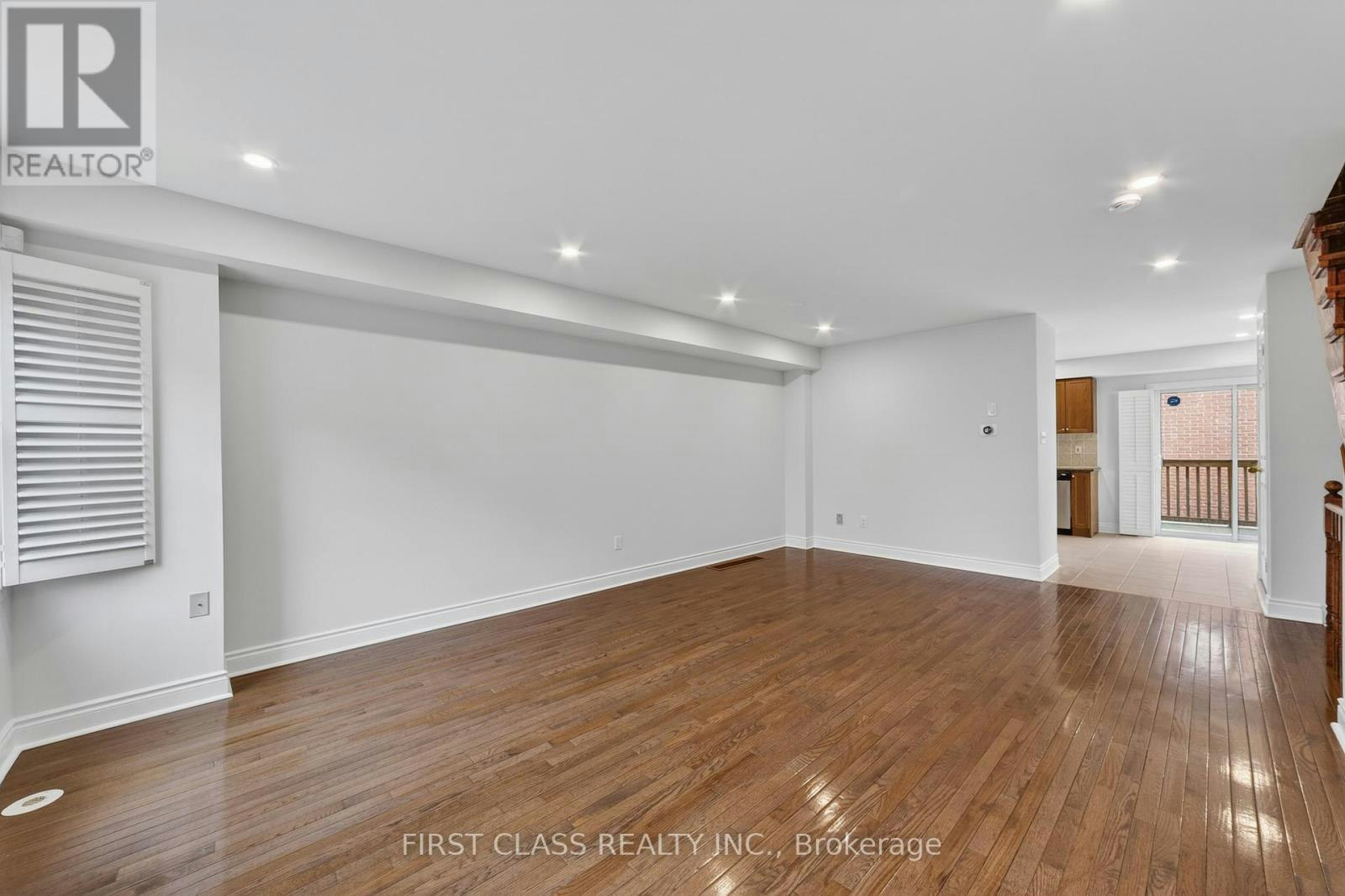 TH10-3076 Lake Shore Boulevard W, Toronto, ON, M8V 1K3 - 12