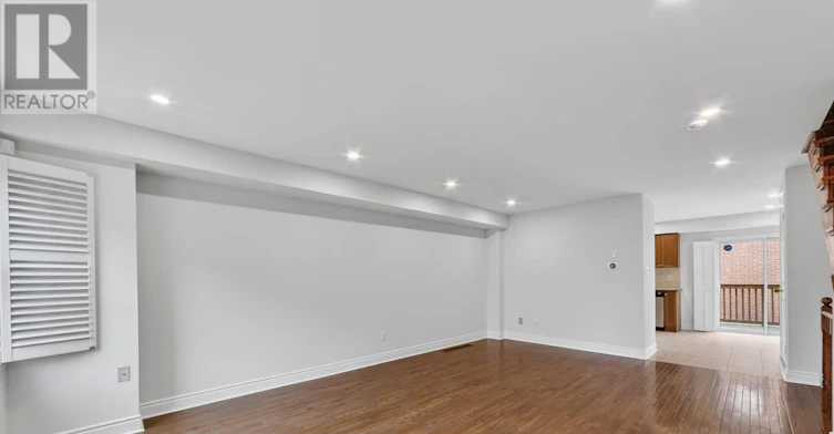 TH10-3076 Lake Shore Boulevard W, Toronto, ON, M8V 1K3 - 12