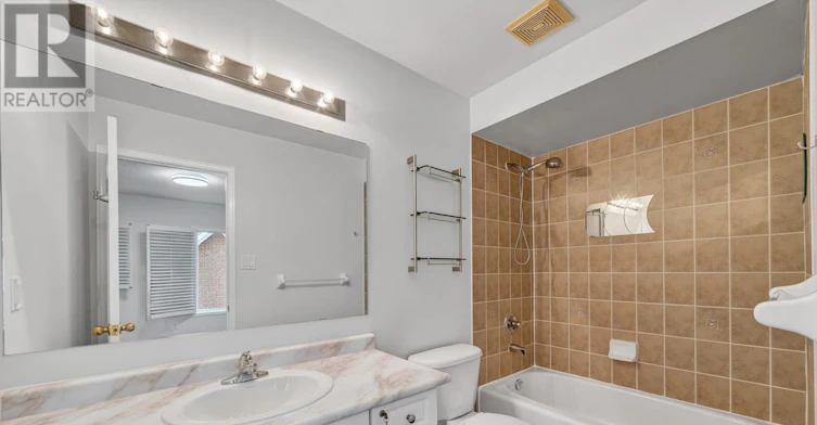TH10-3076 Lake Shore Boulevard W, Toronto, ON, M8V 1K3 - 24