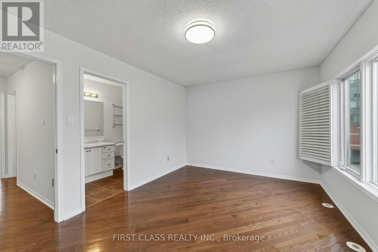 TH10-3076 Lake Shore Boulevard W, Toronto, ON, M8V 1K3 - 21