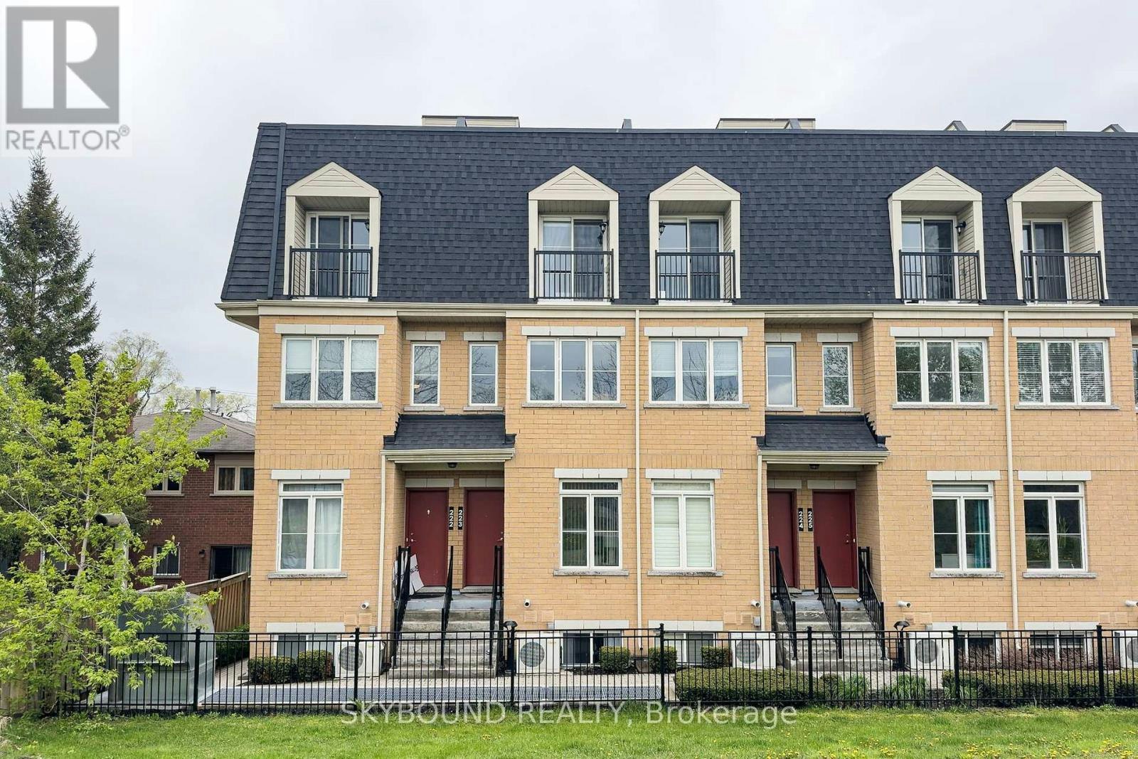 380 Hopewell Avenue, Toronto, ON, M6E 2S2