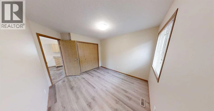 B-9901 109 Avenue, Grande Prairie, AB, T8V 1R7 - 6